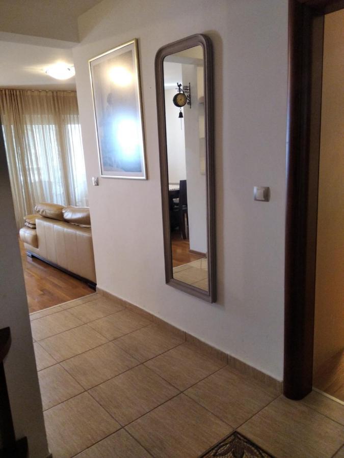 Apartmani Petrovac Na Moru Exteriér fotografie