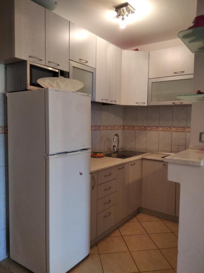 Apartmani Petrovac Na Moru Exteriér fotografie